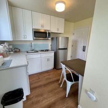 Bedroom Unit w:Studio Kitchenette, VIEW PET Friendly3