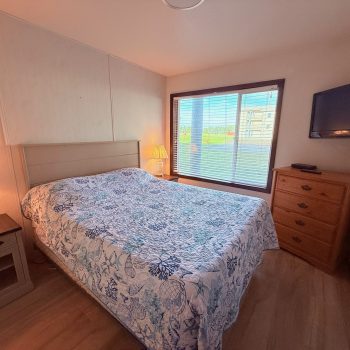 One Bedroom Condo, Ground2